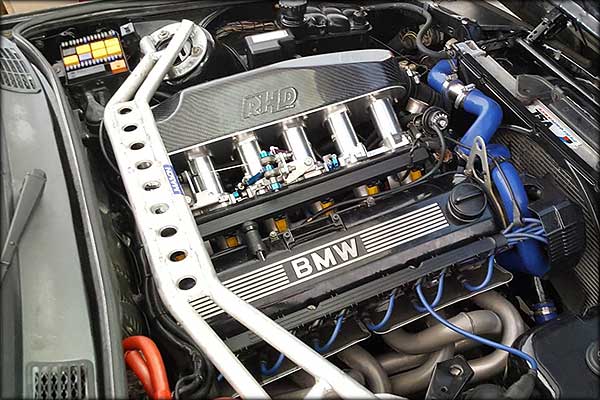 bmw-automotive-petrol-engines-6-cylinder-1